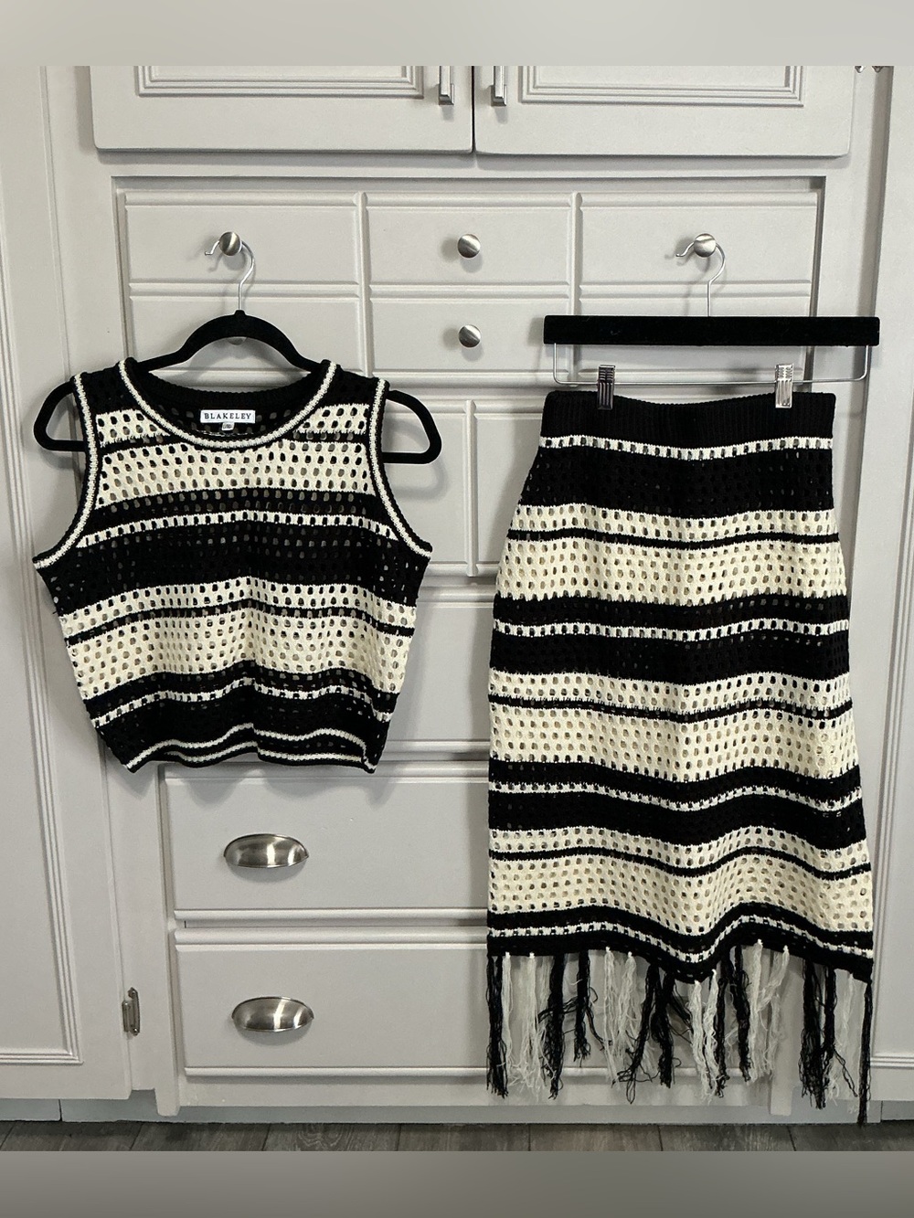 EUC BLAKELEY Crochet Resort Skirt Set L/ XL